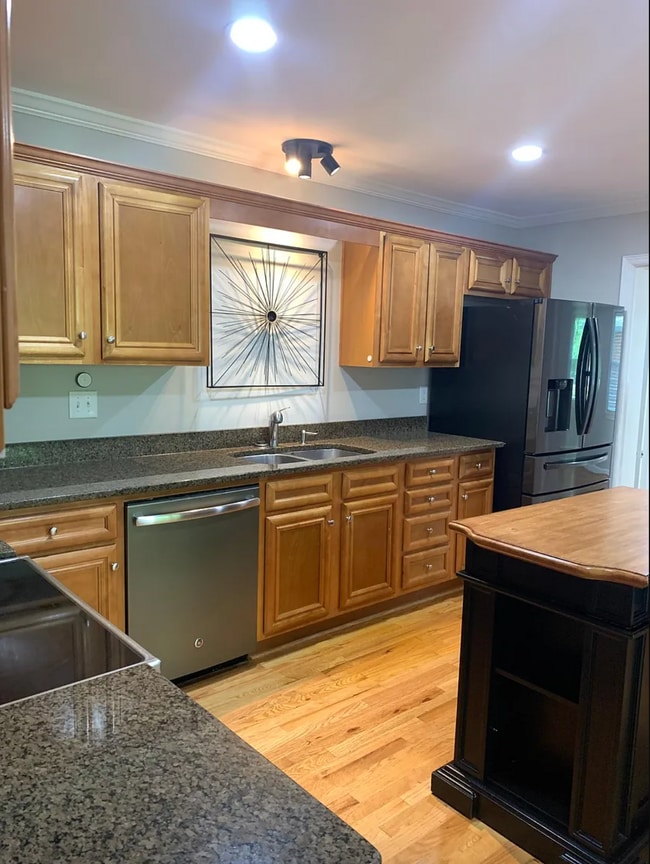 Foto del edificio - 864 Shadowridge Dr SE