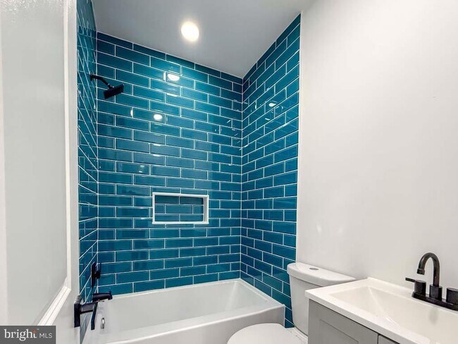 Building Photo - 30 Haddon Ave