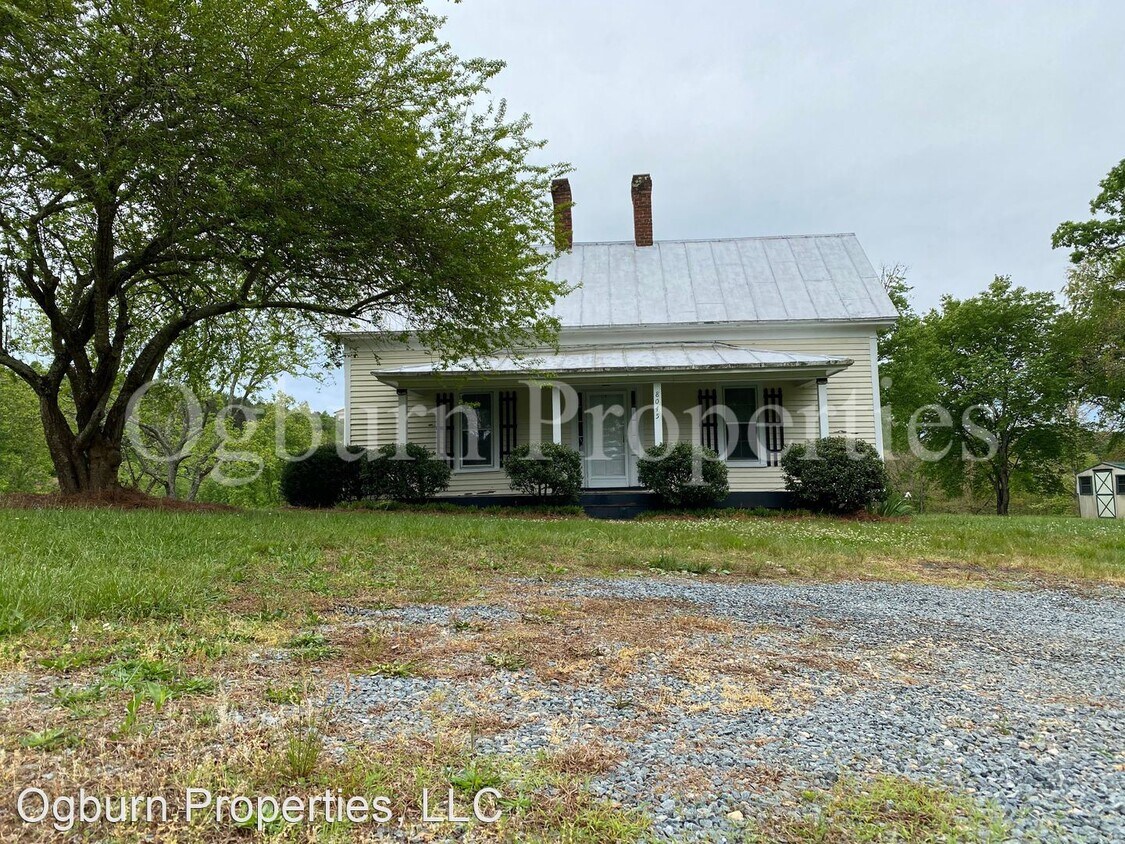 Primary Photo - 3 br, 2 bath House - 8045 SNYDER FARM ROAD