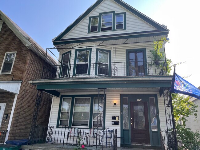 Building Photo - 174 West Ave
