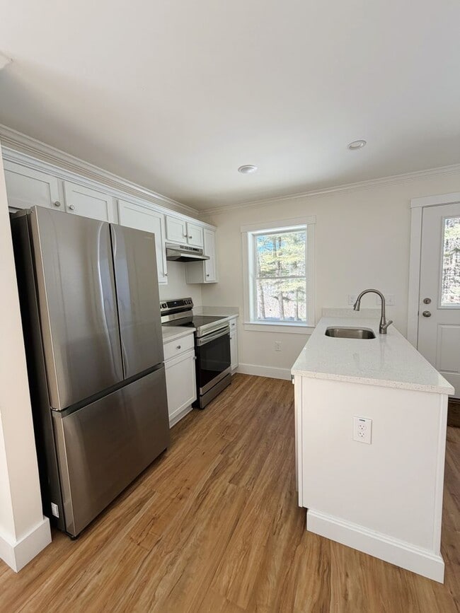 Building Photo - 17 Faulkner Pl