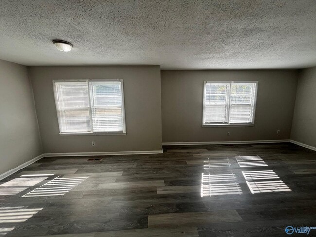 Foto del edificio - 1622 College St SE