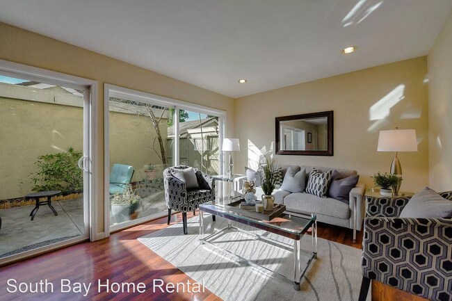 Building Photo - 3 br, 1.5 bath House - 274 Truckee Ln