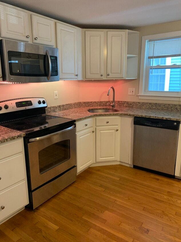Kitchen - 9 Andrew St