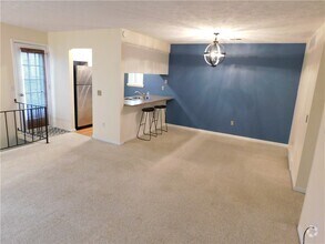 Building Photo - 447 Eastbrooke Ln