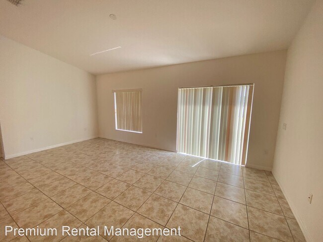 Building Photo - 3 br, 2 bath House - 4167 Key Colony Pl
