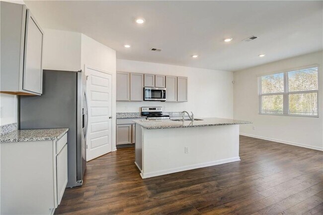 Building Photo - 257 Bur Oak Bend