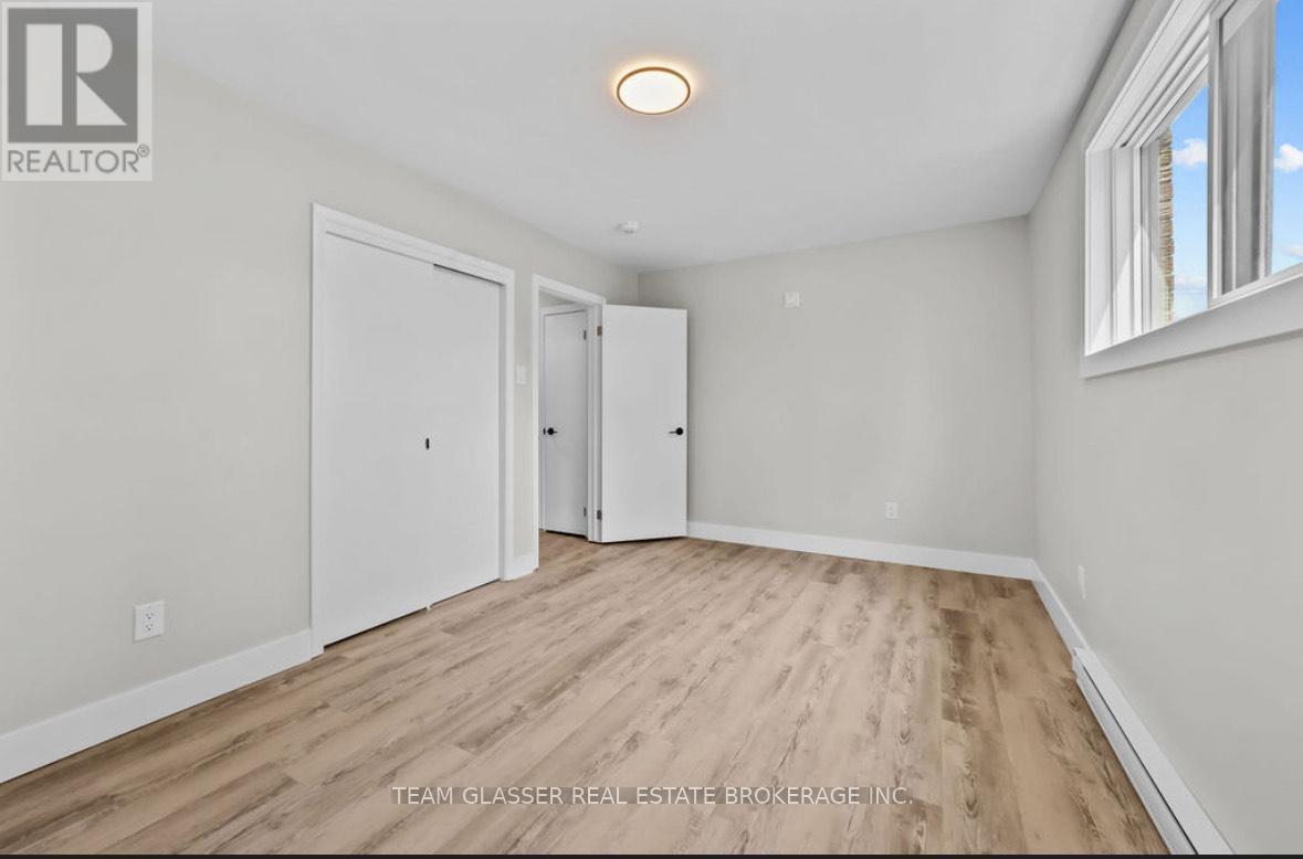 Primary Photo - 400 Scenic Dr