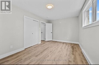 Building Photo - 400 Scenic Dr