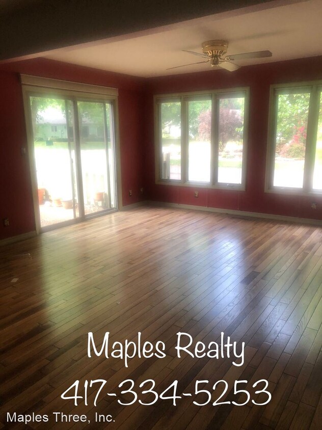Primary Photo - 3 br, 2 bath House - 20-E Willow Court