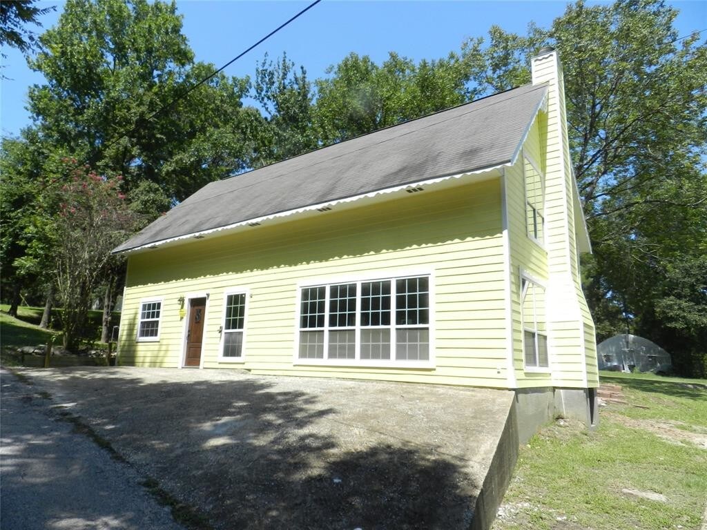 Primary Photo - 6 Nita Dr