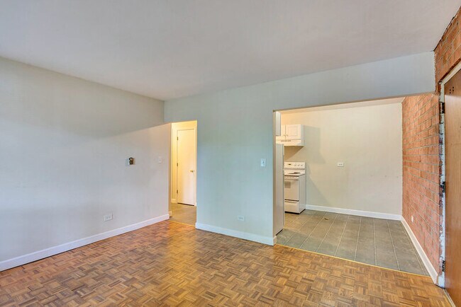 Foto del edificio - 1800 Jefferson Park Ave