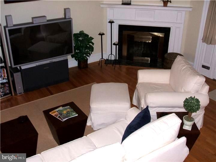 210 Stoneway Ln, Merion Station, PA 19066 Townhome Rentals in Merion