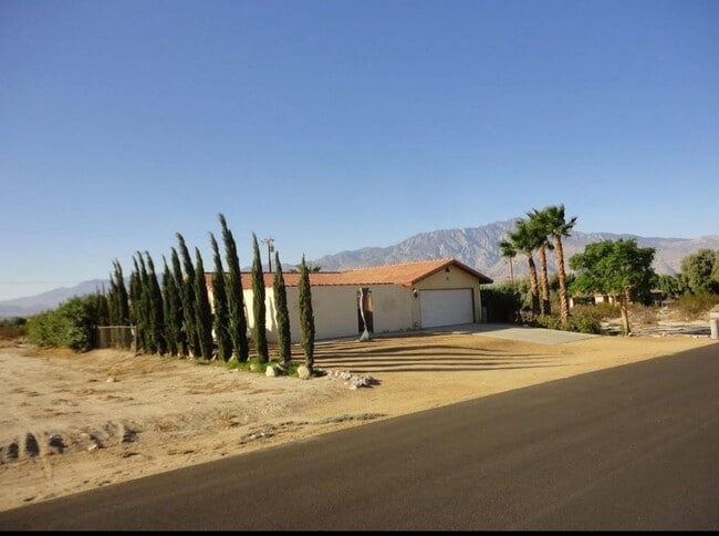 Building Photo - 67595 El Serape Trail
