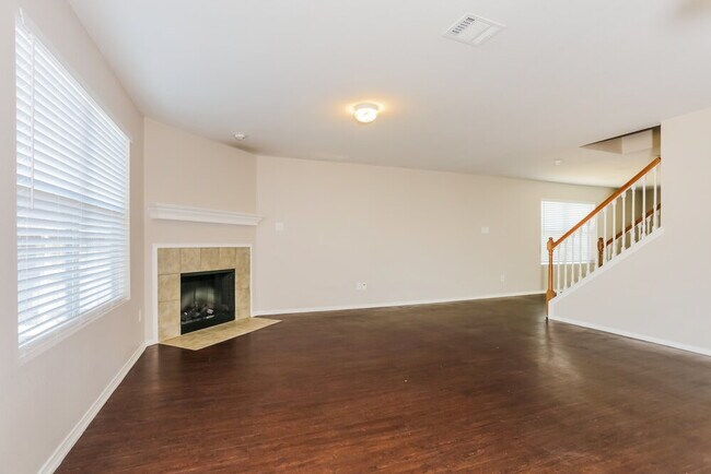 Building Photo - 8532 Shallow Creek Dr