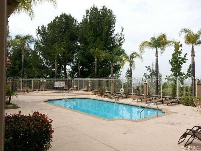 Pool and jacuzzi - 2525 San Gabriel Way
