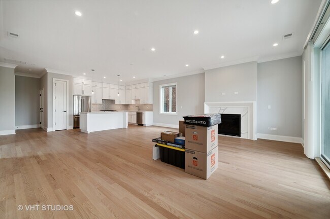 Foto del edificio - 4819 N Ashland Ave