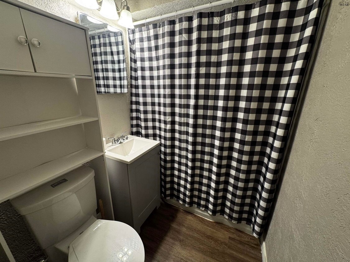 Foto del edificio - 409 Park St