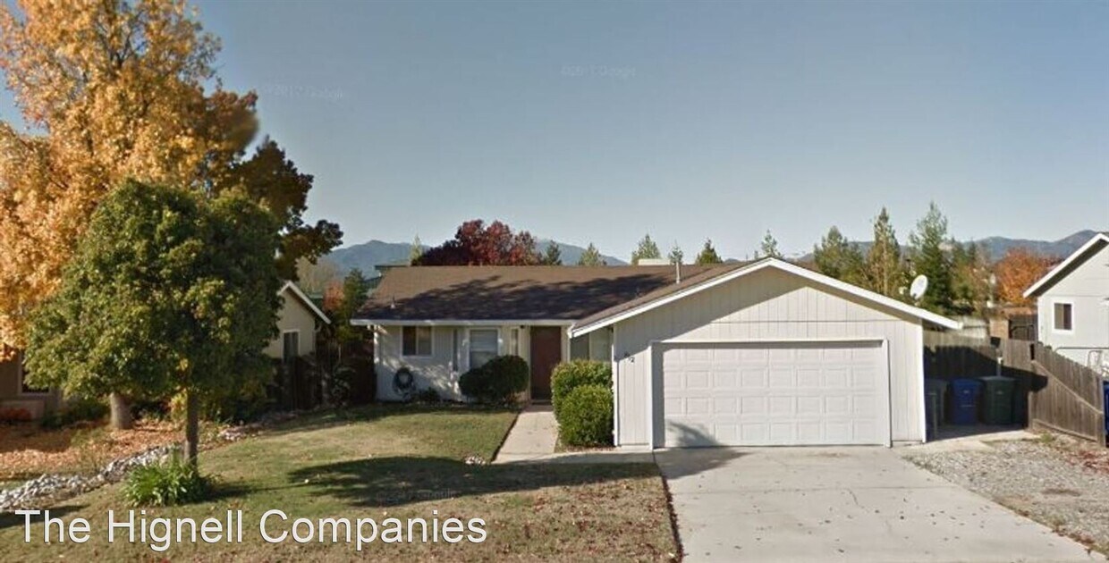 Primary Photo - 3 br, 2 bath House - 812 Springer