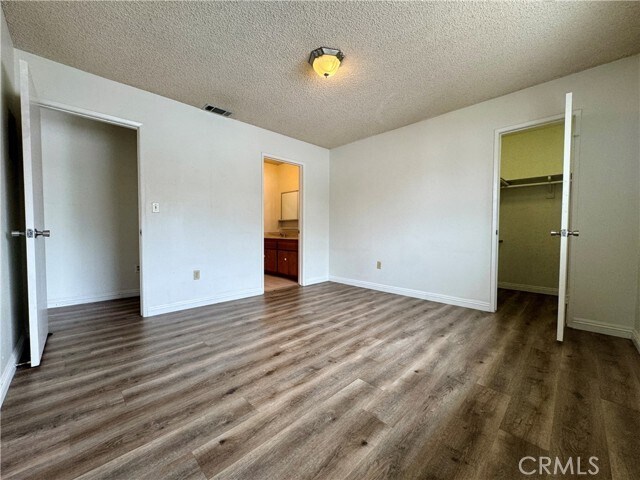 Foto del edificio - 12327 Beverly Blvd