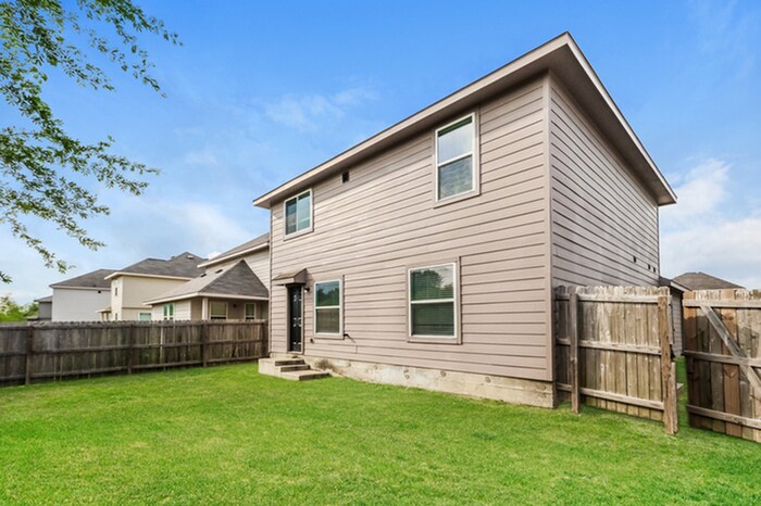 Foto del edificio - 1129 Marquis Dr