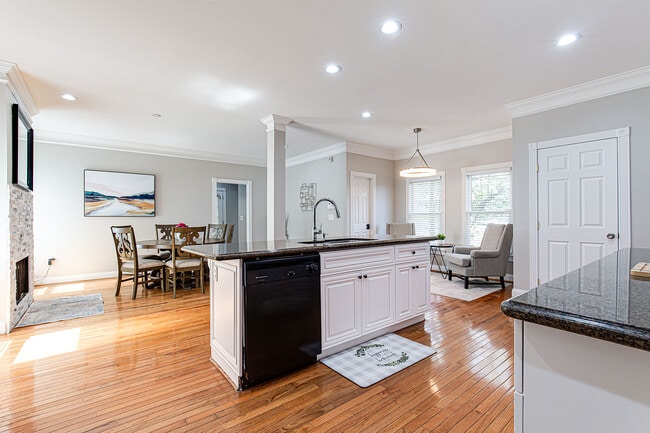 Foto del edificio - 939 Connally St SE