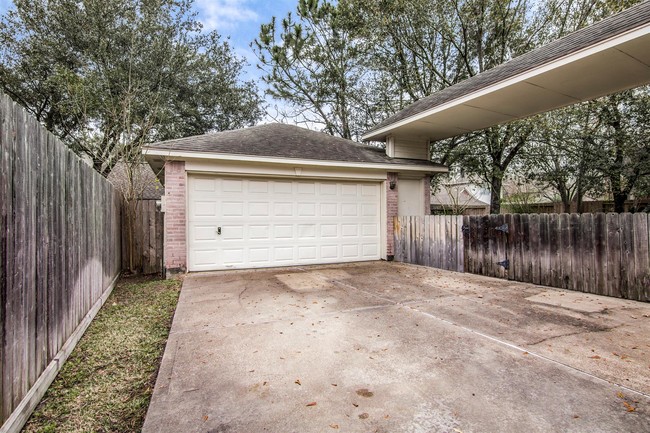 Building Photo - 7510 Allegro Dr