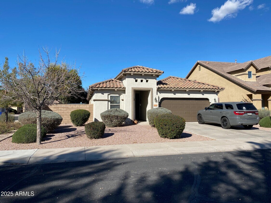 Foto principal - 1376 E Mia Ln