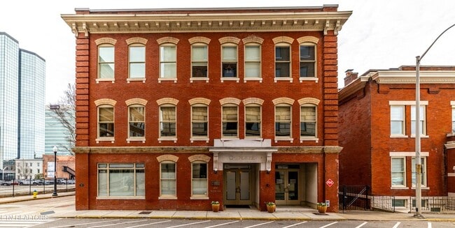 Photo - 400 W Church Ave Apartment