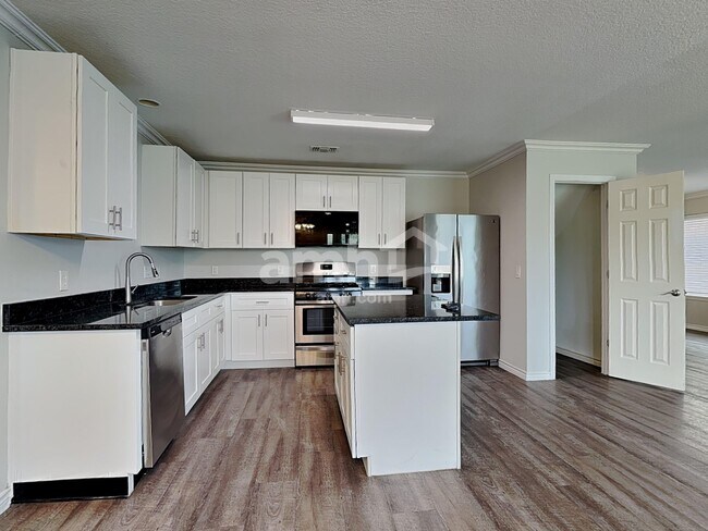 Foto del edificio - 19722 Twin Canyon Ct