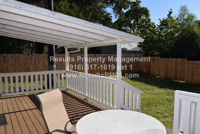 Building Photo - 4 br, 3 bath House - 8450 Sunrise Blvd