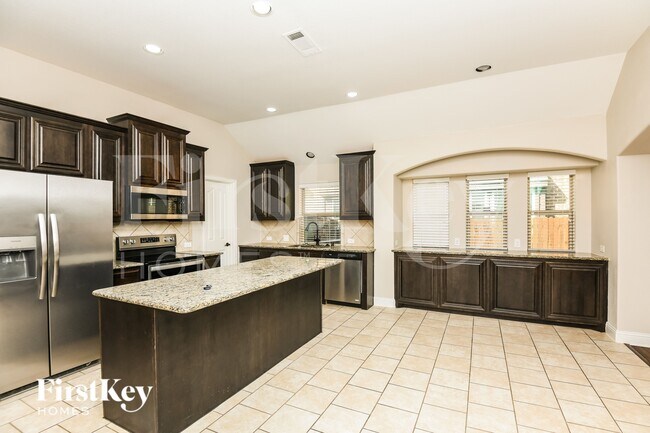 Foto del edificio - 826 Graham Dr