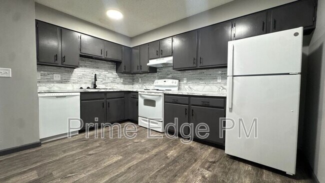 Foto del edificio - 4521 Madison Ave