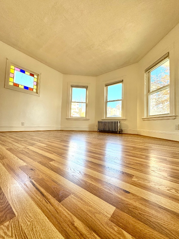 Foto del edificio - 184 Vernon St