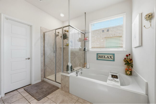 Building Photo - 2853 Hancock Ln