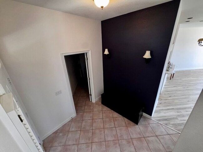 Building Photo - 3 Bedroom 2.5 Bath Cinnamon Bay Home with Stunning view, and Hardwood Flooring!