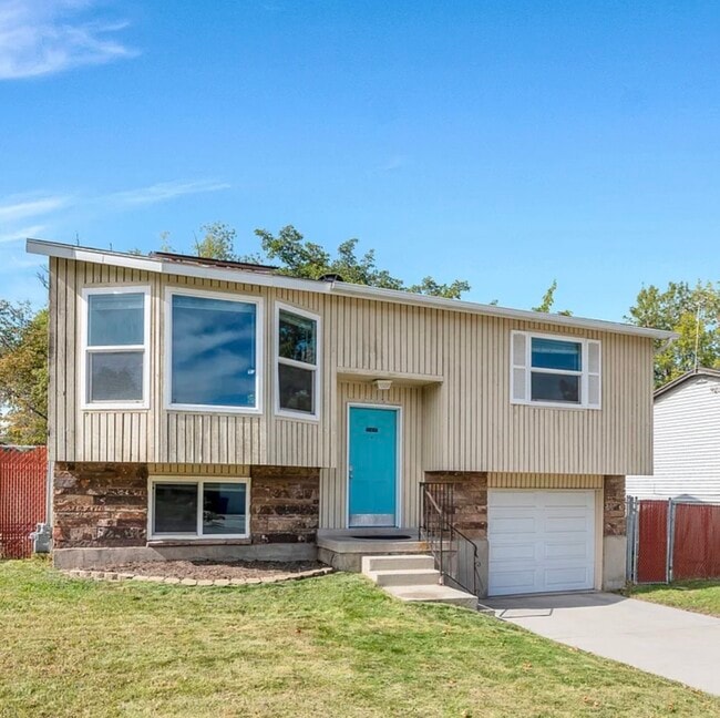 Building Photo - 5522 S 3500 W