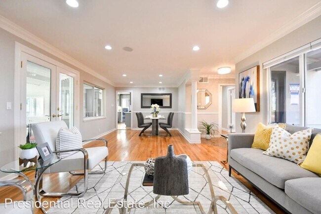 Building Photo - 3 br, 2.5 bath House - 908 Curtner Ave