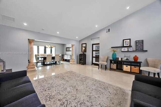 Foto del edificio - 9260 SW 134th Pl