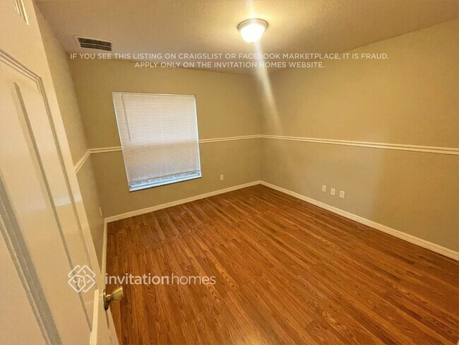 Building Photo - 1065 Guild St