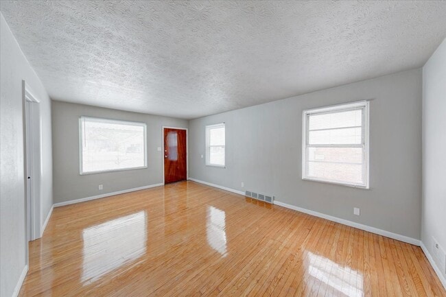 Photo - 3437 N Sherman Dr House