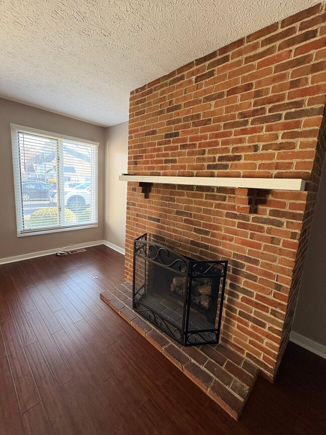 Building Photo - 331 St Andrews Dr