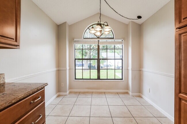 Foto del edificio - 1006 Burnett St