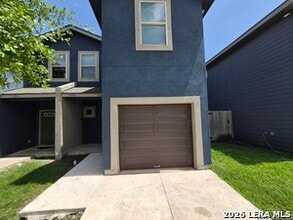 Building Photo - 6950 Lakeview Dr.