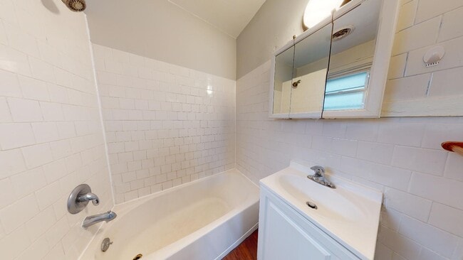 Building Photo - 3165 W 31st St