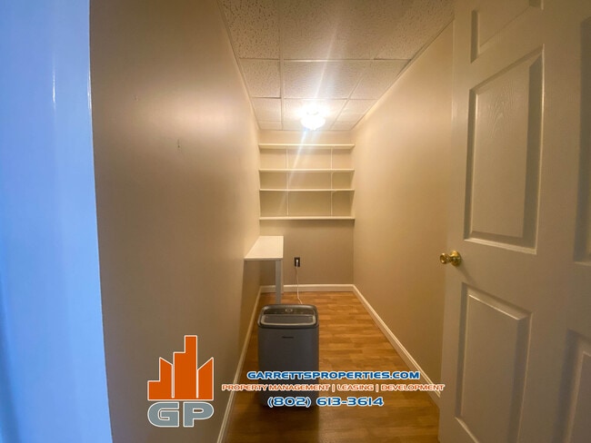 Building Photo - 193 Browns River Rd