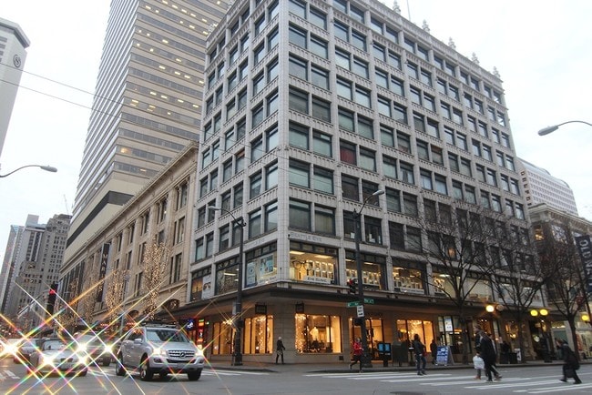 Building Photo - Sixth & Pine Building