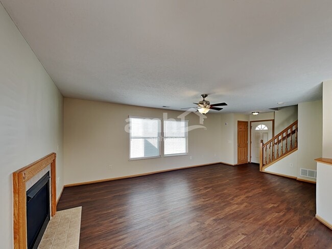 Building Photo - 6875 Tumbleweed Ln