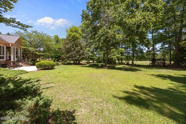 Building Photo - 1202 Carmel Ln