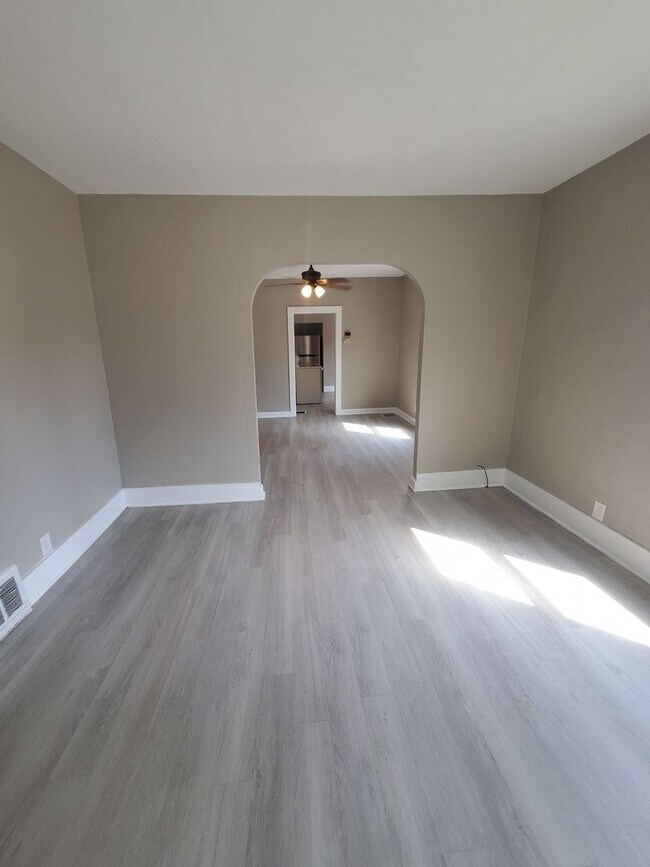 Foto del edificio - 3201 Charles St